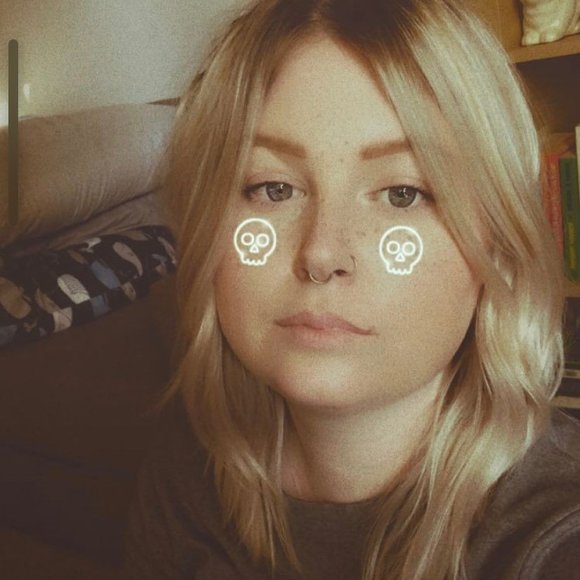 ashleyvroth064